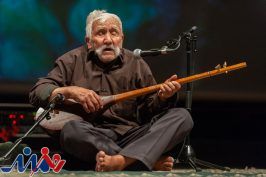 دوتارنواز ۱۰۰ ساله همه را شگفت زده کرد