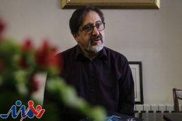 حسام‌الدین سراج از «بوسه بر ماه» خواند/ همکاری با وحید جلیلوند