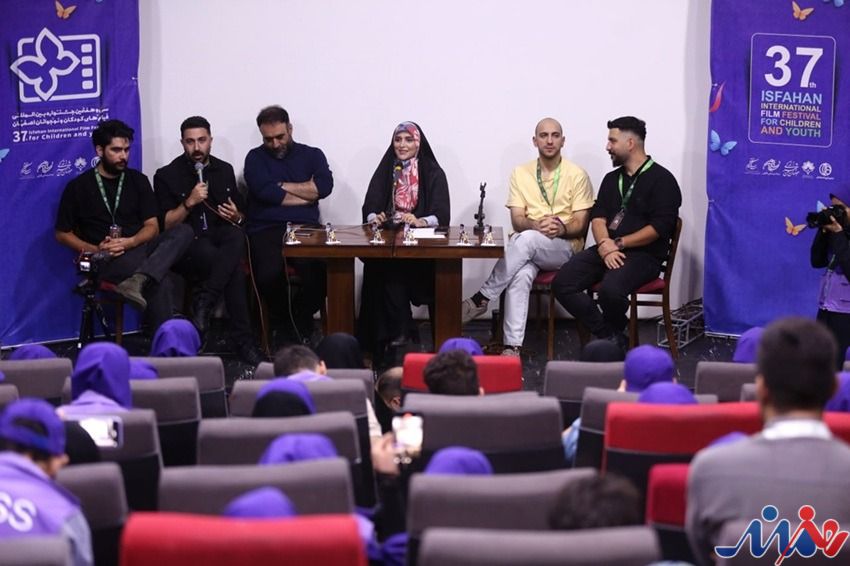 دانش‌آموزان شهید جنگ ۱۲ روزه می‌توانستند مخاطبان این جشنواره باشند!/ انرژی بچه ها در جشنواره مرا به وجد آورد