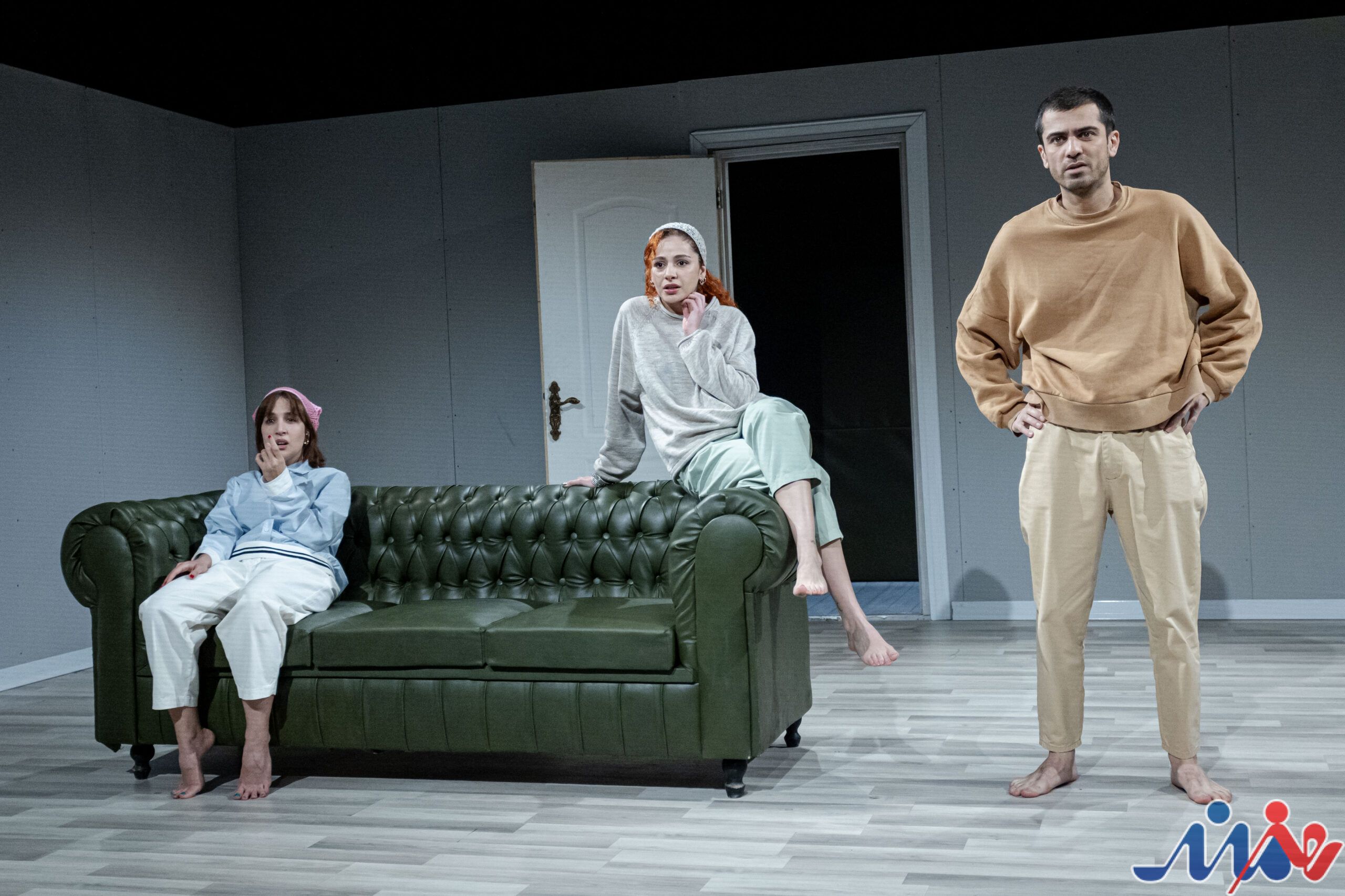 مدیریت هنرهای نمایشی تقریبا وجود ندارد