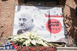 او نگهبان زبان بود و شعر معشوق اصلی‌اش به شمار می‌آمد