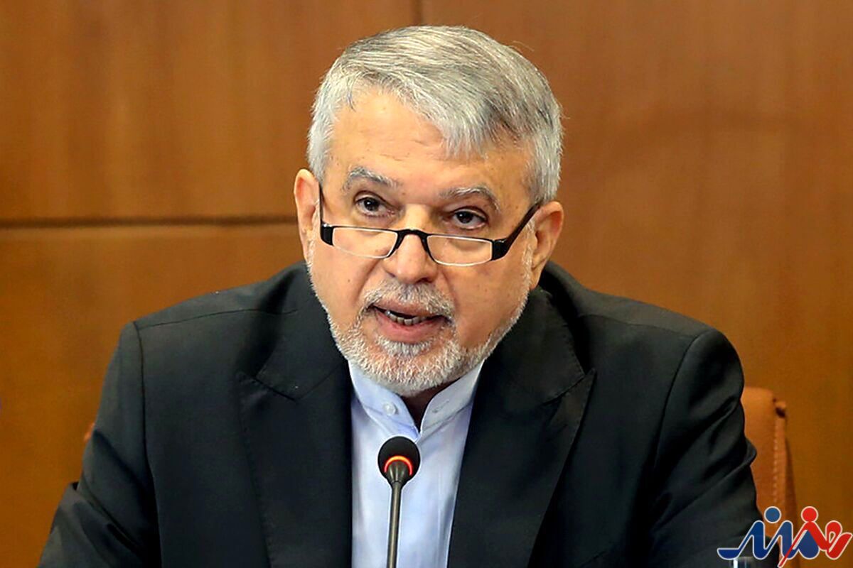 مقابله با پروژههای ایرانهراسی به بازگشایی مسیر گردشگری کمک میکند