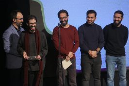 از نظر فنی امکان رقابت با آثار جهانی را نداریم