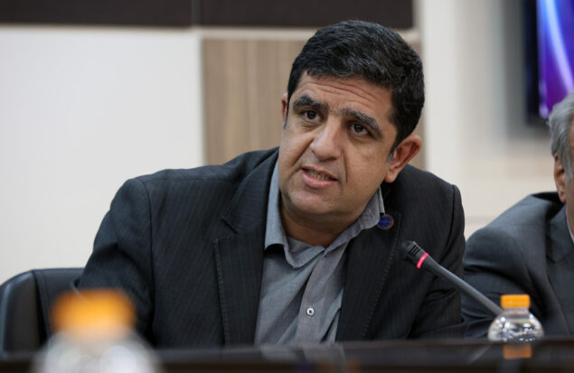 آفریقا فرصت طلایی کشت فراسرزمینی ایران؛ آفریقا در حوزه کشاورزی از پتانسیل بالایی برخوردار بوده و مشکل کم‌آبی ندارد و همین باعث شده فرصتی طلایی برای کشت فراسرزمینی تلقی شود.