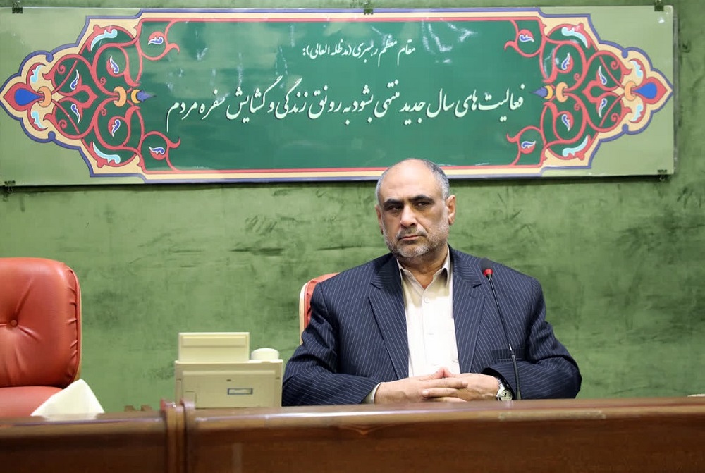 به گزارش هنرمندنیوز، وزیر جهاد کشاورزی در واکنش به برکناری غیرقانونی سه مقام وزارت جهاد کشاورزی، گفت: رئیس دفتر معاون اول رئیس جمهور نامه نامه زد، احکام را باید بنده ابطال کنم و با توجه به دلایلی که داشتیم هماهنگی‌های لازم صورت گرفت و احکام همچنان پابرجا است.