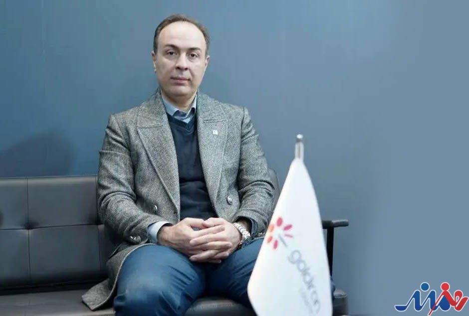 به گزارش هنرمندنیوز: امیر مقاریان با تأکید بر اینکه هوشمندسازی در صنعت لجستیک نقش حیاتی دارد، افزود: «با استفاده از فناوری‌هایی مانند سیستم‌های مدیریت هوشمند ناوگان، ردیابی لحظه‌ای محموله‌ها و تحلیل داده‌های عملیاتی، می‌توان بهره‌وری را افزایش داد، خدمات را بهینه‌سازی کرد و سرعت و دقت در زنجیره تأمین را به سطحی بالاتر رساند.»