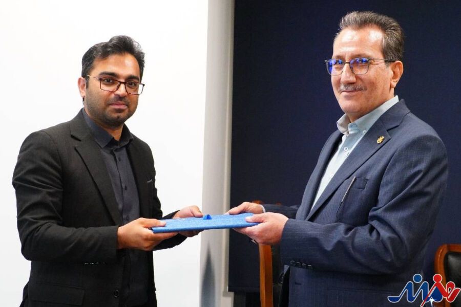 به گزارش هنرمندنیوز سعید رسولی معاون وزیر راه و شهرسازی و مدیرعامل سازمان بنادر و دریانوردی در حکمی سامان مرادحسینی را به سمت سرپرست مدیریت ارتباطات و بینالملل این سازمان منصوب کرد.