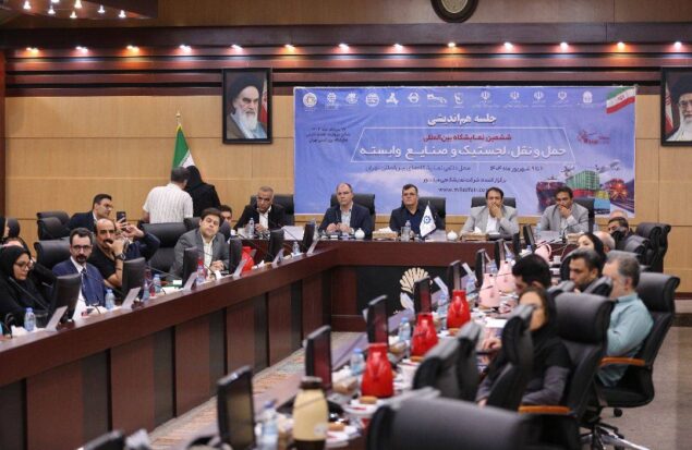 به گزارش هنرمندنیوز به نقل از روابط عمومی شرکت نمایشگاهی میلاد نور، محمدجواد قنبری معاون امور نمایشگاهی شرکت سهامی نمایشگاه‌های بین‌المللی جمهوری اسلامی ایران ضمن خوش آمدگویی به حاضران افزود: در طول سال ۷۰ نمایشگاه تخصصی در محل دائمی نمایشگاه بین‌المللی تهران برگزار می‌شود که فرصت خوبی است برای شرکت‌های مختلف که خود را در معرض دید قرار دهند و با شرکت‌های خارجی ارتباط بگیرند.