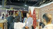به گزارش  هنرمندنیوز به نقل از روستا آنلاین، بخشدار کنارصندل شهرستان جیرفت استان کرمان در حاشیه برگزاری ششمین نمایشگاه بین‌المللی توانمندی‌های روستایی و عشایری در گفت‌وگو با خبرنگار روستا تی‌وی با بیان این مطلب گفت: امسال در نمایشگاه توانمندی‌های روستایی و عشایری که از روز پانزدهم مهرماه در محل دائمی نمایشگاه‌های بین‌المللی تهران برگزار می‌شود، استان کرمان نیز با شعار «سرزمین تلاقی برکت زمین و شکوه هنر دست» در آن غرفه‌ دارد.