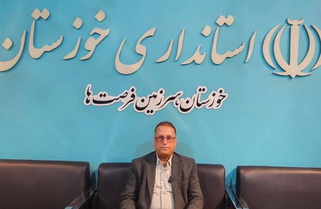 به گزارش هنرمندنیوز به نقل از روستا آنلاین، مدیرکل امور روستایی استانداری خوزستان در غرفه این استان در ششمین نمایشگاه بین‌المللی توانمندی‌های روستایی و عشایری در پاسخ به اینکه چرا با شعار خوزستان، «سرزمین فرصت‌ها» در این نمایشگاه حضور پیدا کردید؟، گفت: خوزستان سرزمین همه فرصت‌های خدادادی هست؛ از ظرفیت‌های نفتی و پتروشیمی گرفته تا ظرفیت‌های کشاورزی، دامپروری و آبزیان که در سطح استان گسترده است.