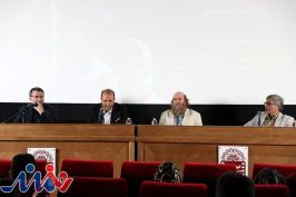 سینما باید پیام آور صلح باشد