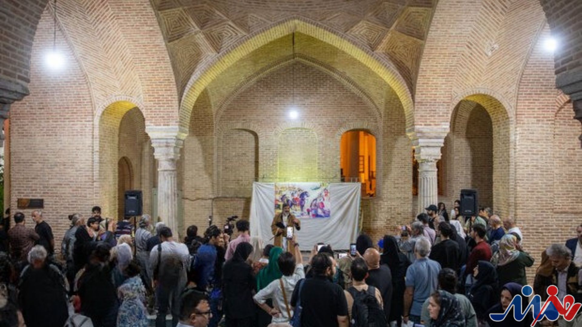 حال‌وهوای نخستین روز جشنواره آیینی و سنتی؛ نمایش ایرانی جادو می‌کند!