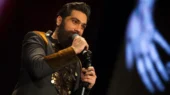 علی زندوکیلی «فریادِ وطن» سر می دهد