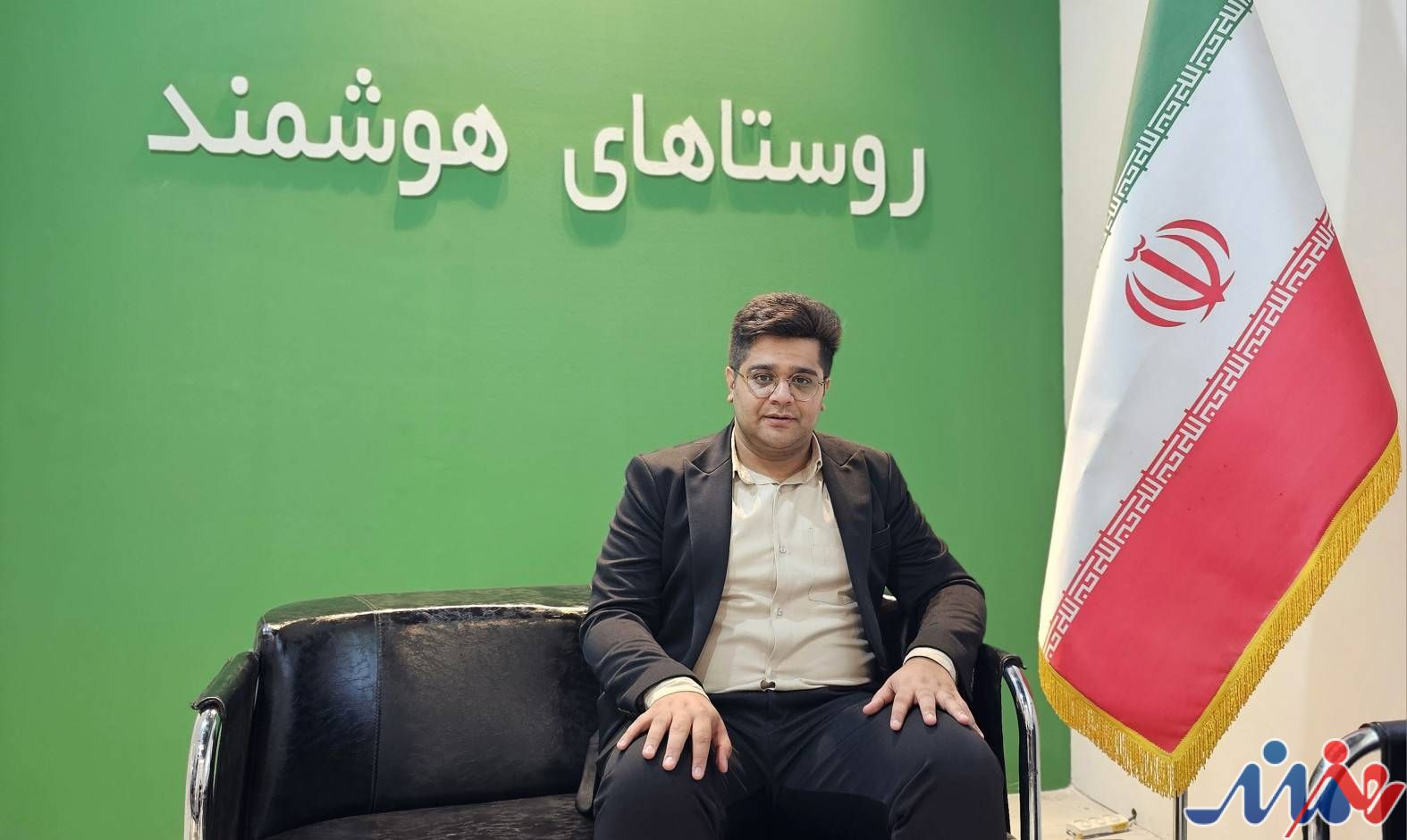 به گزارش هنرمندنیوز به نقل از روستا آنلاین، امین‌زاده درباره قابلیت‌ها و اهداف این نرم‌افزار توضیح داد: این اپلیکیشن با هدف ایجاد یک بستر یکپارچه برای روستاییان و تسهیل دسترسی آنان به خدمات و ظرفیت‌های موجود در حوزه روستایی طراحی شده است.