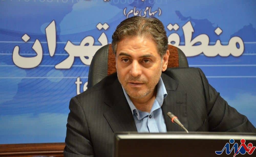 به گزارش هنرمندنیوز: مهندس محمد جعفرپور با تاکید براینکه شرکت مخابرات ایران با بیش از نیم قرن سابقه فعالیت، ارائه دهنده زیرساخت‌های ارتباطی، اینترنت پرسرعت، فیبر نوری و خدمات دیجیتال شهری است، در خصوص چشم‌اندازهای پیش رو در حوزه هوش مصنوعی اظهار کرد: ماموریت ما ایجاد شبکه‌های پایدار و هوشمند برای ارتقای کیفیت زندگی شهروندان و توسعه فناوری‌های ارتباطی در کشور است. براین اساس چشم انداز ما، ایجاد شهرهای هوشمند، کارآمد و پایدار با استفاده از فناوری‌های نوین و هوش مصنوعی است. به‌عبارتی هدف ما ارائه خدمات شهری هوشمند، مدیریت بهینه منابع و افزایش رفاه شهروندان است.