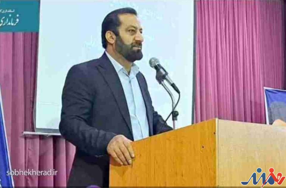 در پی توهین فیلم سووشون به قوم لر مشاور عالی و دستیار ویژه مدیرعامل ذوب‌آهن اصفهان در نامه ای به وزیر فرهنگ وارشاد اسلامی خواستار بازنگری شد.
