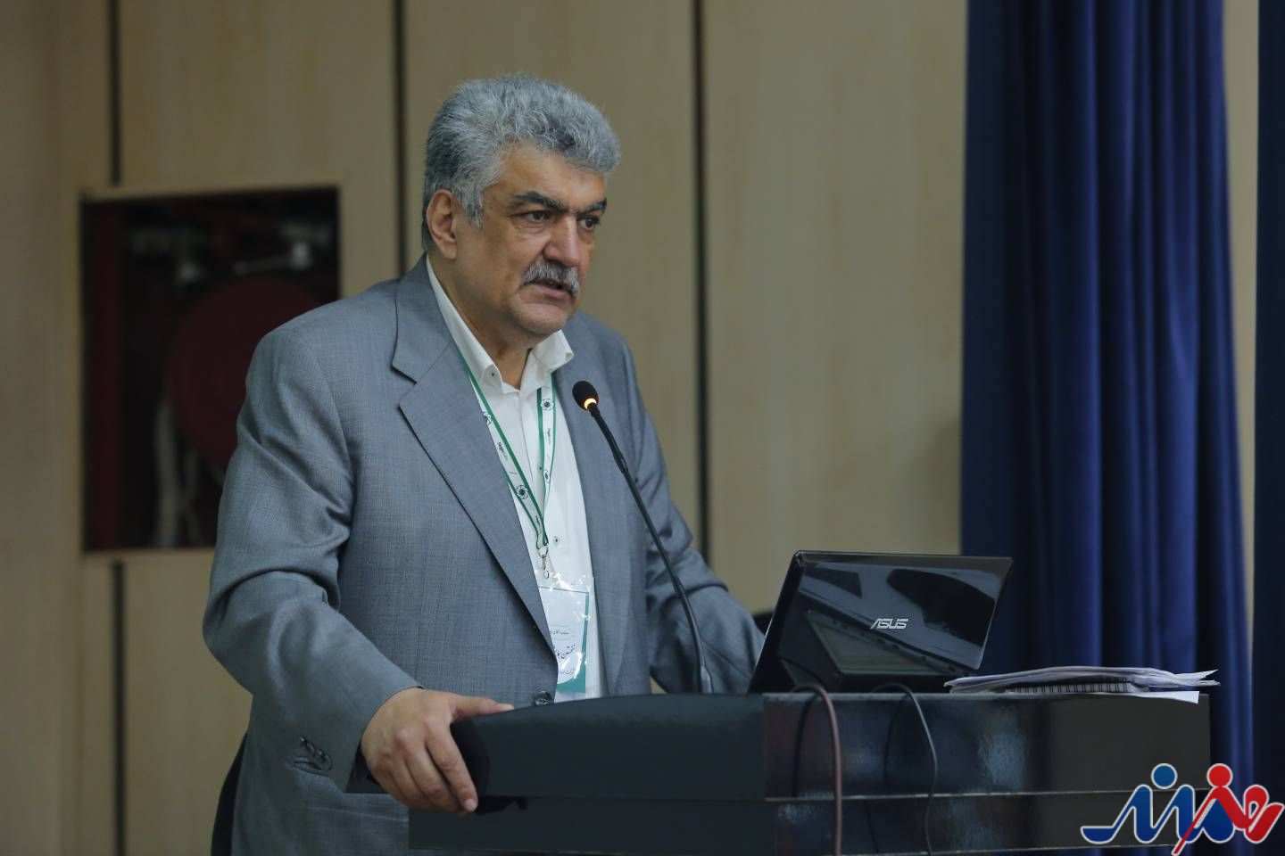 به گزارش هنرمندنیوز، دبیر اولین همایش علمی تخصصی سالانه همافزایی دانش فنی راهنمایان شرکت نگین سبز خاورمیانه در مراسم افتتاحیه همایش با بیان این مطلب درباره مقدمات برگزاری همایش اظهار داشت: کارگروه اجرایی این همایش در آذرماه ۱۴۰۳ تشکیل و به دنبال آن عناوین پیشنهادی برای ارائه مقالات علمی و تخصصی تعیین شد.