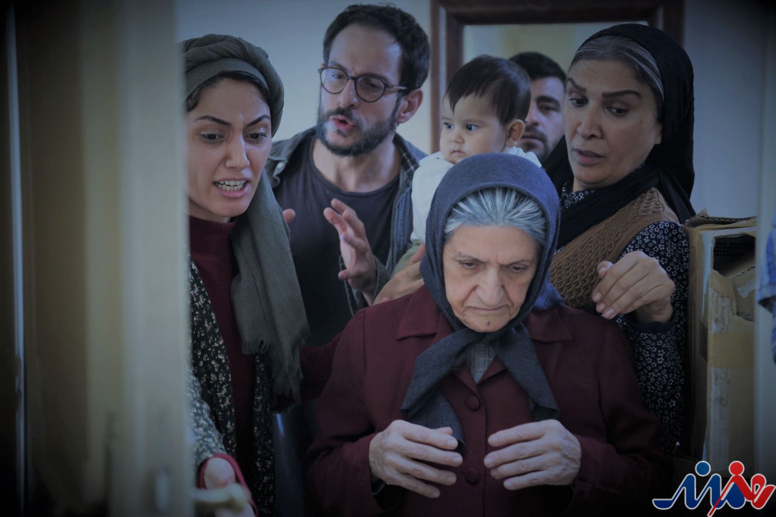 چای سرد؛آینه‌ای از حسرت‌ها و تعلیق‌های روزمره