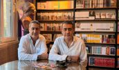 به گزاش هنرمدنیوز به نقل از مثلث، محمد و مهدی حاجی‌خانی، پدیدآورندگان و سردبیران شستی، این رسانه را تلاشی برای هماهنگ شدن با رفتار مخاطب امروز می‌دانند؛ مخاطبی که زمان برایش اهمیت دارد، کوتاه می‌خواند و در عین حال همچنان به محتوای دقیق، جذاب و قابل اعتماد نیاز دارد.